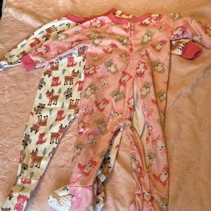 Bundle of 2 Mon Petit 18 month girl footies